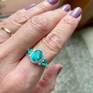 Elegant Sterling Silver and bright Aqua Gemstone RingLab Diamonds Sz 7  JBL 925
